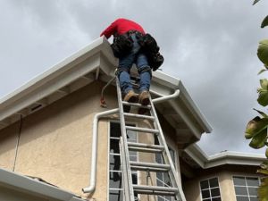rain gutter cleaning service in orange county california